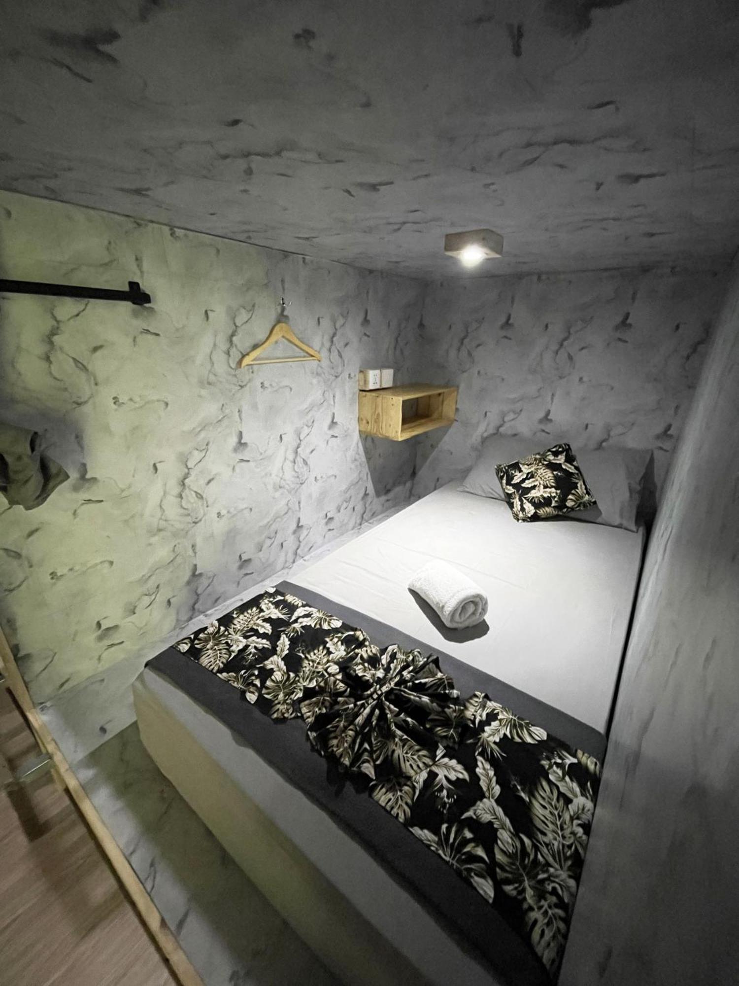 Pedidi Penida Hostel Batununggul Kültér fotó